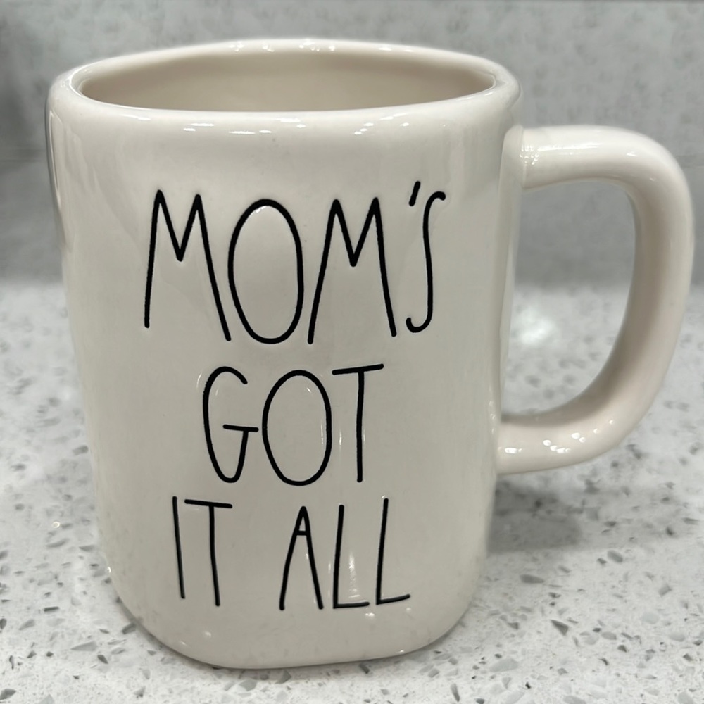 New Rae Dunn MOM'S GOT IT ALL Coffee Mug 102
